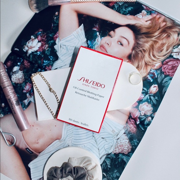 SHISEIDO Oil Control Blotting Papers - Picture 2 of 4